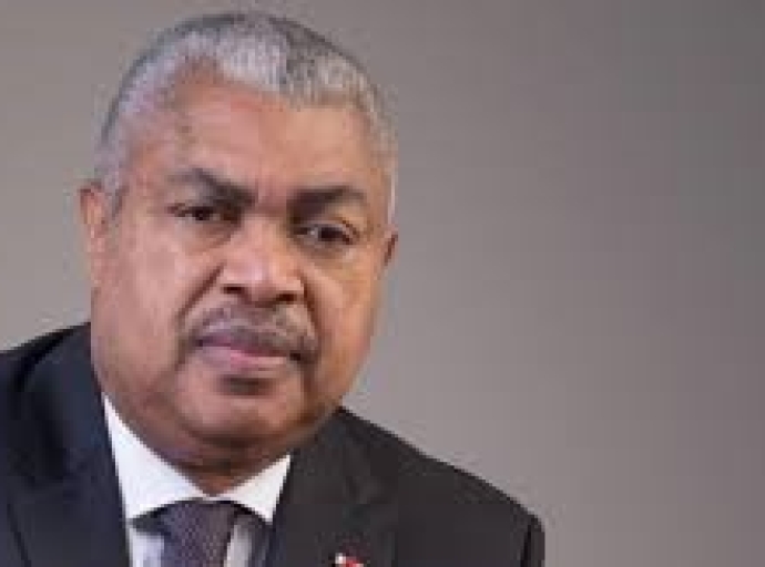 Retrait de candidature justifié , Elections Sénatoriales : Samy Badibanga dénonce la corruption à haute échelle !